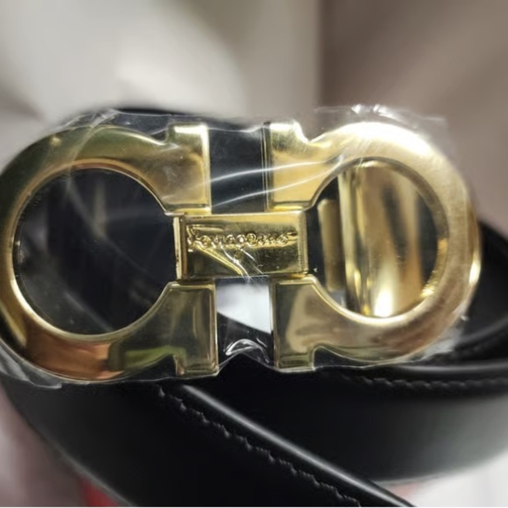 Salvatore Ferragamo Black Gold Gancini Leather Belt - Picture 2 of 6